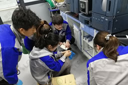 華謀咨詢?yōu)槟常z測行業(yè)）公司進行現(xiàn)場輔導(dǎo)提升團隊配合凝聚力